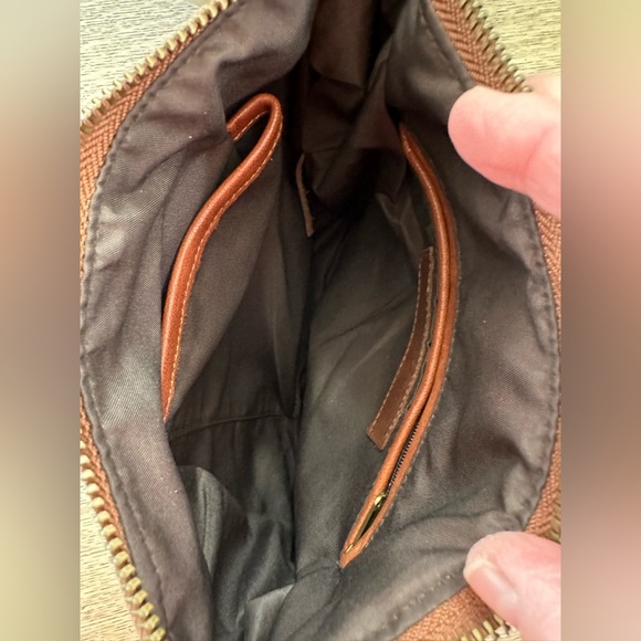 Monserat De Lucca Benecio Crossbody Leather Bag Purse - Picture 12 of 16